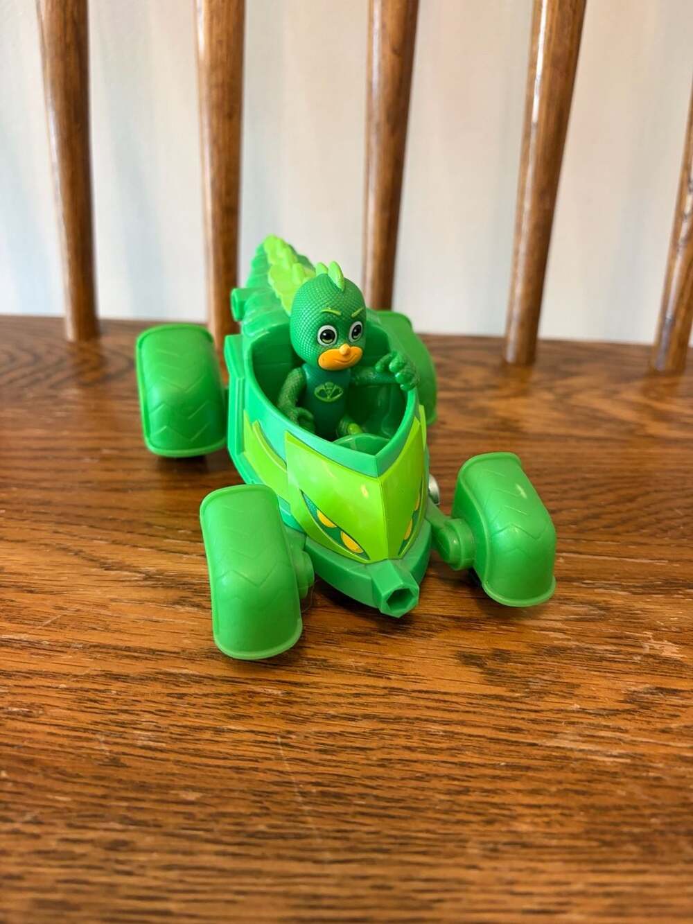 PJ Masks Power Heroes Gekko Mobile Vehicle with Figure
